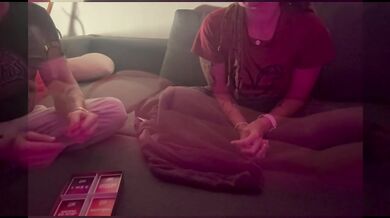 Teaser de notre nouvelle vidéo : on test le jeu « dis moi » version hot ça c’est de la baise