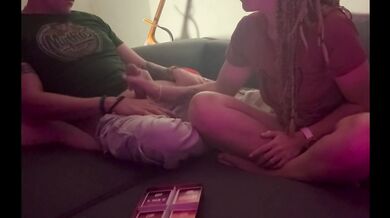 Teaser de notre nouvelle vidéo : on test le jeu « dis moi » version hot ça c’est de la baise