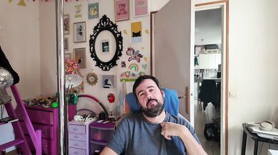 ça a dérapé sur la chaise de bureau...