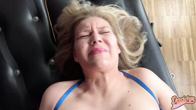 While I come my cunt is inseminated