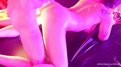 j'adore les massages Nuru, et surtout les levrettes glissantes après !!!