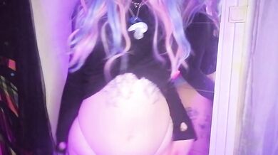 M3treSluggy, Alt/E-girl Pretty Teen se fait jouir et gémir