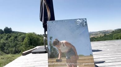 Petite francaise suce son voisin sur sa terasse au soleil