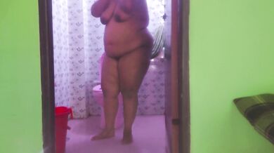 Public Shower in open door toilet! i wash my big boobs tight pussy and huge ass