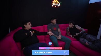 Mi amigo le abre la puerta a mi y se la folla a escondidas de todos - BOB BIG TULA x Samisamsx