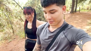 Aventura sexual al aire libre - Hot escalada en la colina - Danner Mendez & Yenifer Chacon