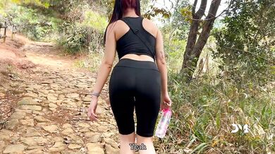 Aventura sexual al aire libre - Hot escalada en la colina - Danner Mendez & Yenifer Chacon