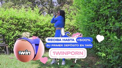 de camino al GYM follo en un parque