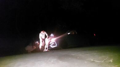 App driver has sex with two female passengers on the road
