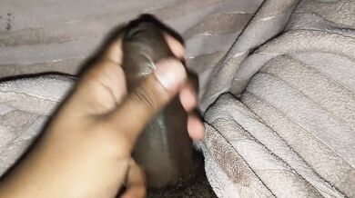 MASTURBATING AFTER GYM SESSION
