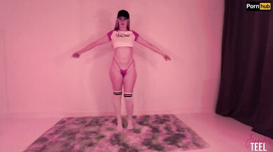 Naughty Becky bounces & winks her butthole