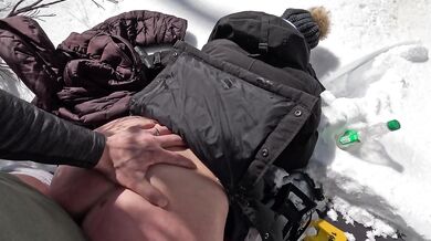 Snowbunny wants a quickie on the slopes! Cum on puffy jacket