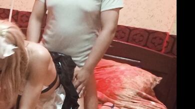 culeandome a una travesti mucama gemidora