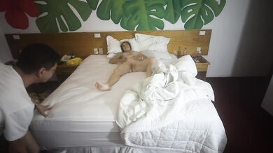 Mature girl fucked in the hotel. Injected into the pussy. Creampie side to fuck, 54 years old