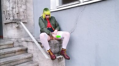 Skingirl Lynn-Tonic fucks XXL bubble tube in public