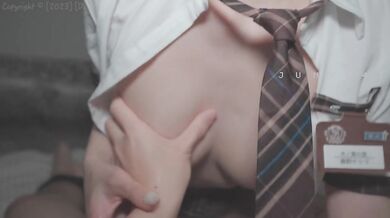 DTW016 – Schoolgirl’s in-home “half-service”… but she said it’s only half, okay?
