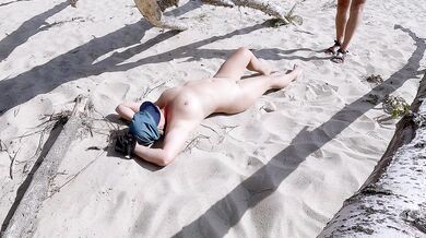 I was dreaming about nude session on the beach, so I asked a stranger to shoot me, I recorded it too