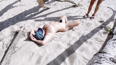 I was dreaming about nude session on the beach, so I asked a stranger to shoot me, I recorded it too
