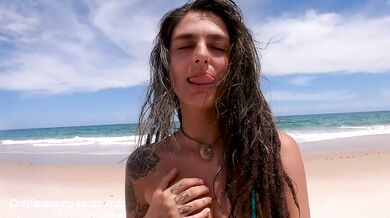 Hot Sex in a Paradisiac Nudity Beach - Alemaohub