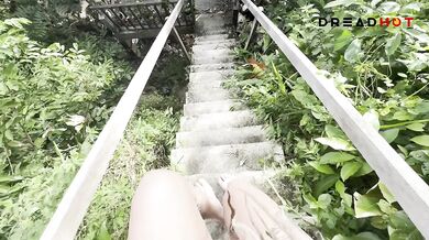 I did a delicious squirt on a deserted paradise beach