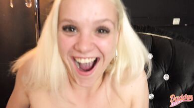 I made a teen squirt! She didn't know her cunt could squirt!!!