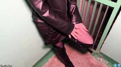 Stepsister in boots! Fucked in the entrance! Public sex