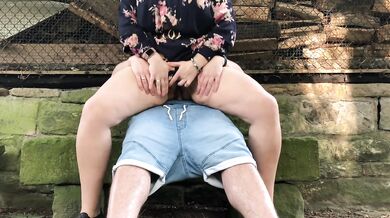 Lost places are great for outdoor sex