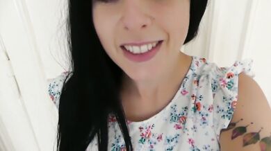 Again quickly with fat dildo! Solo