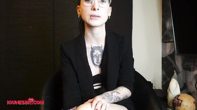 The sissy therapist