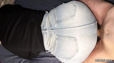 Fick meine feuchte Muschi Fotze im geilen engen Mini Jeans Rock