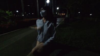 RISKY Public Bus Handjob with Guy I met online 40 years old