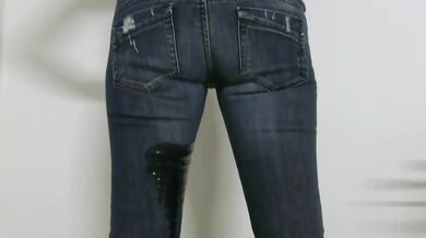 Piss Wetting Jeans