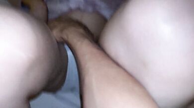 Sister-in-law at home is fucked hard by a customer and penetrated her fat ass