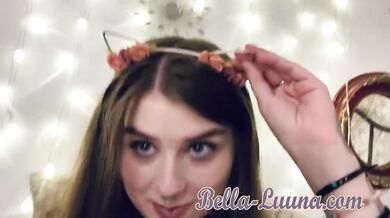 Tattowiertes Babe SPIELT mit ihren Toys und kommt !