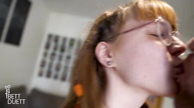 Girlfriend Blowjob !