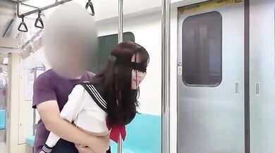 (中文字幕) 台灣捷運上調教學生母狗-預告