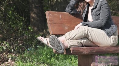 Tiffany & Anastasia feet pickup