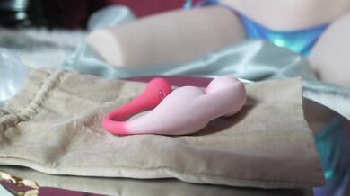 HoneyPlayBox Vibrosa Review: Dual-Ball Waves and Kegel Tricks