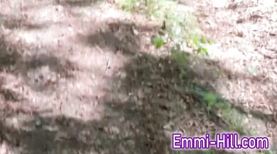 OUTDOOR SQUIRT!!! 18yo Skinny Teen fucks her huge pussy outside till squirting