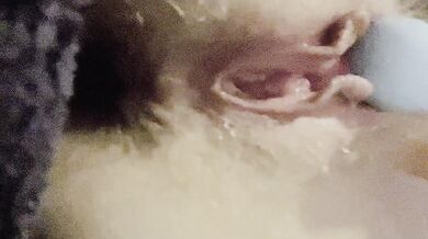 I’m thinking of you and squirting! Can you see?