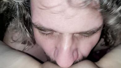 He licks my pussy so good. With a toy in my pussy. He licks till i cum.
