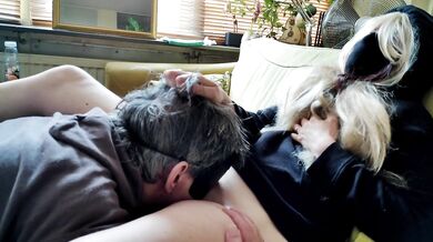 316 Holland Doll - Summer de Mol Caught Cheating Again Ends in Pussy Licking 2