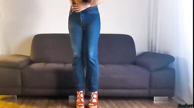 I need to piss really bad! Jeans Piss! pissed!