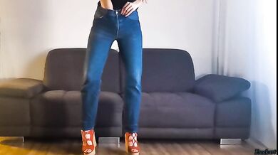 I need to piss really bad! Jeans Piss! pissed!