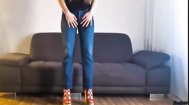 I need to piss really bad! Jeans Piss! pissed!