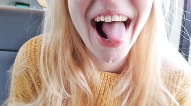 Mega sick! Cute girl sucks cock in the middle of the train