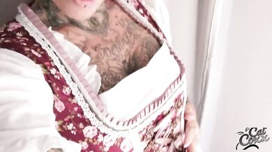 hot solo show in dirndl !! do you want to play with me ?