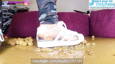 Adidas Superstars crushing barefoot stinky sweaty feet crush shoeplay