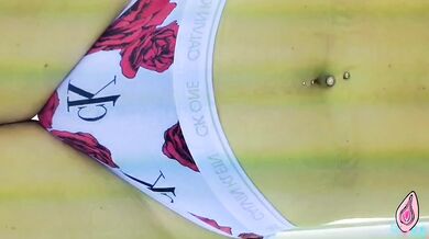 NOTGEiL im SOLARiUM String aus und fix gefingert