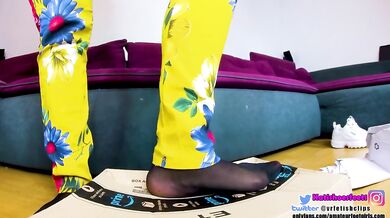 Girl Filas disruptor Nylons Shoeplay Dangling Cardboard Crush with sweaty nylon feet nylon shoeplay